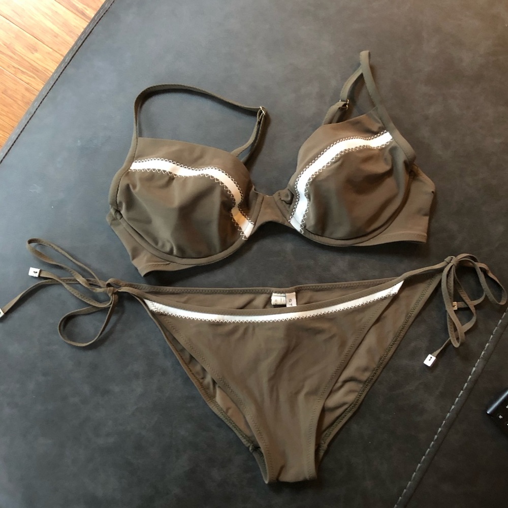 Shan bikini